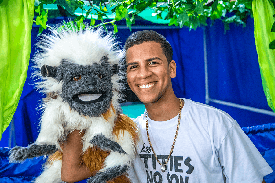 Dario with TITO Titiriteando Daniel-Nelson