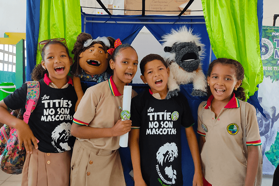 TITIRITIANDO Kids with 2 Puppets Proyecto Titi